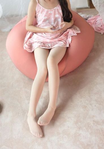 欧美性感美腿_HD手机在线观看